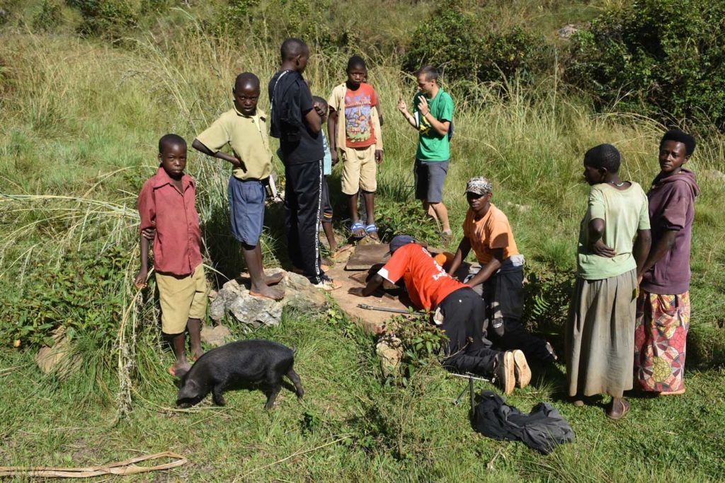 pozzo acqua a mutoyi burundi vispe